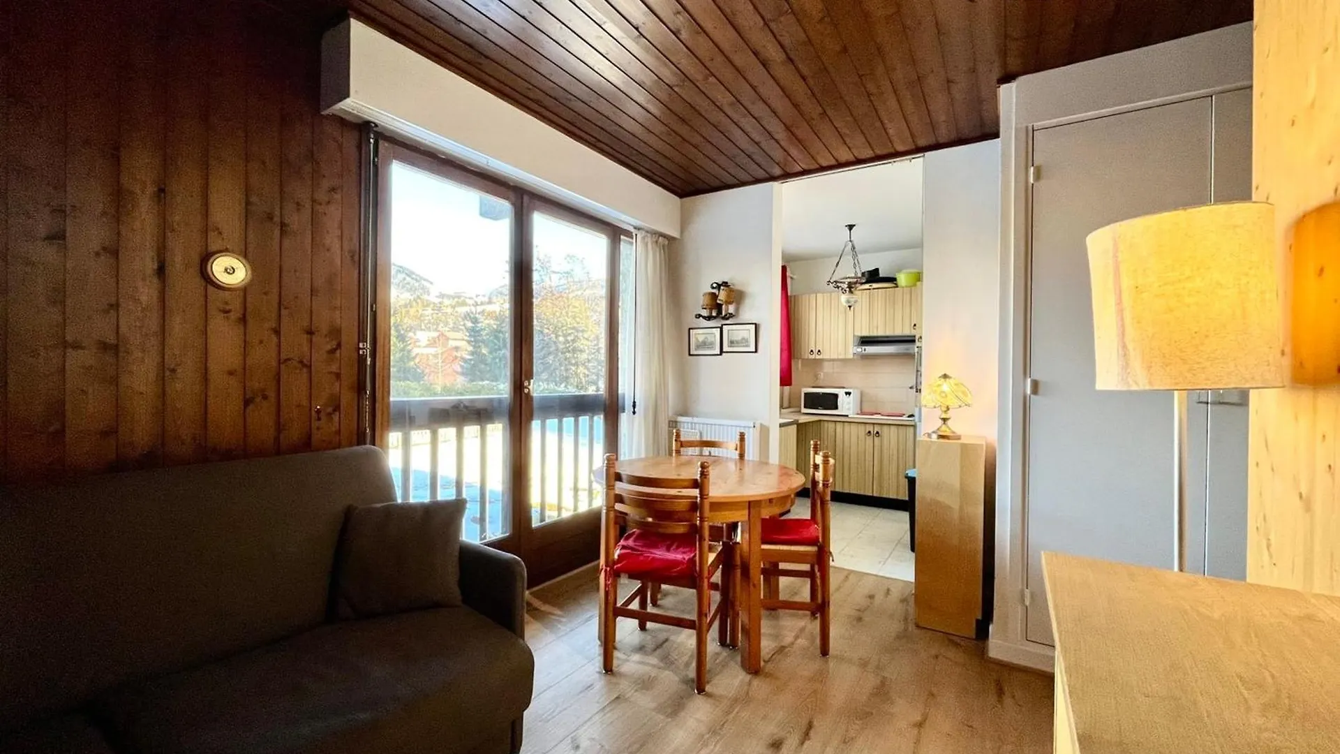 Charming Cocoon In Megeve Center Apartment France